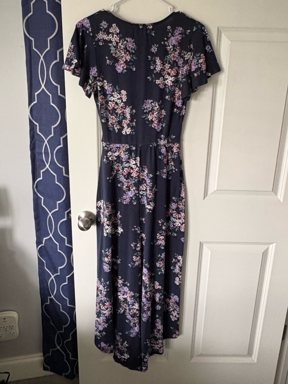 Fortune + Ivy Navy Floral Midi Dress - Elegant Flutter Sleeve